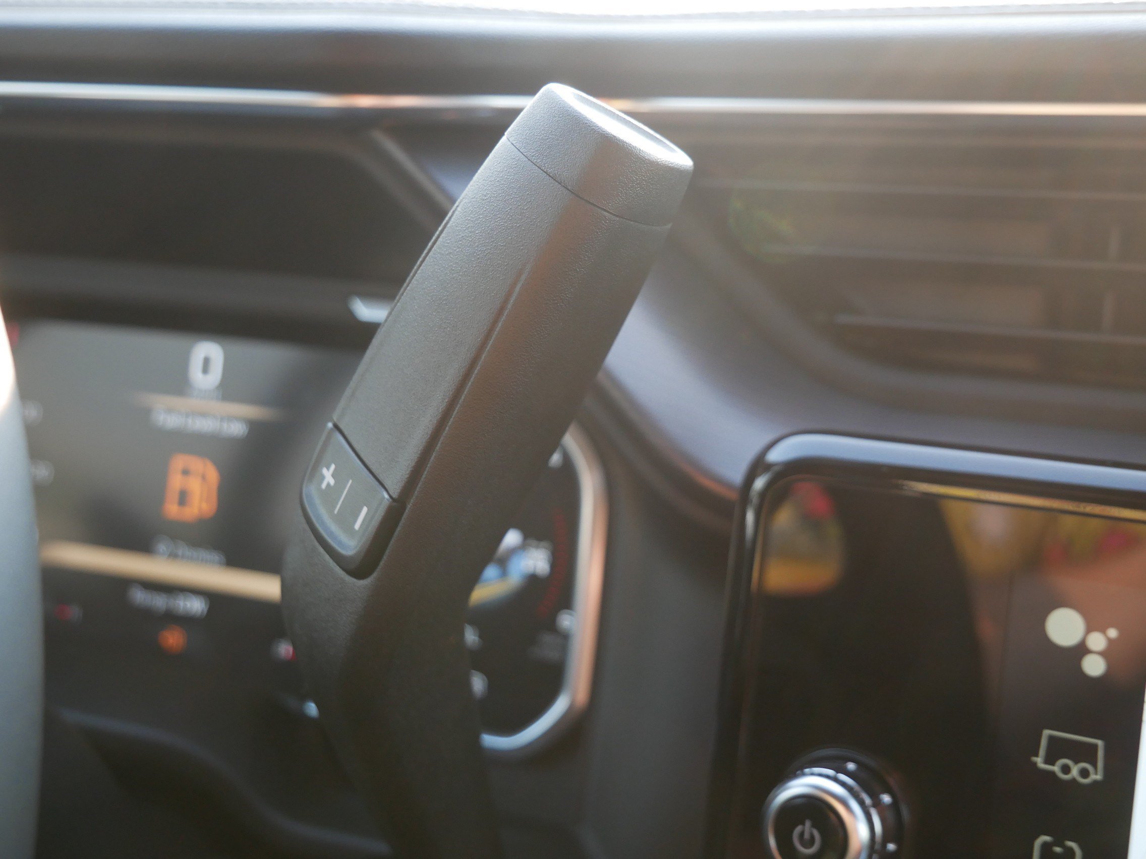 2026 GMC Sierra 2500HD Denali Ultimate - Photo 9