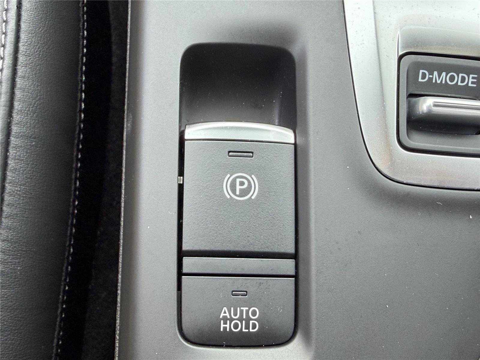 Certified Used 2023  INFINITI SPORT image 13
