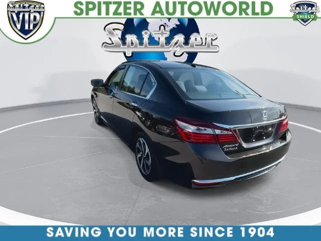 Used 2016  Honda EX image 12