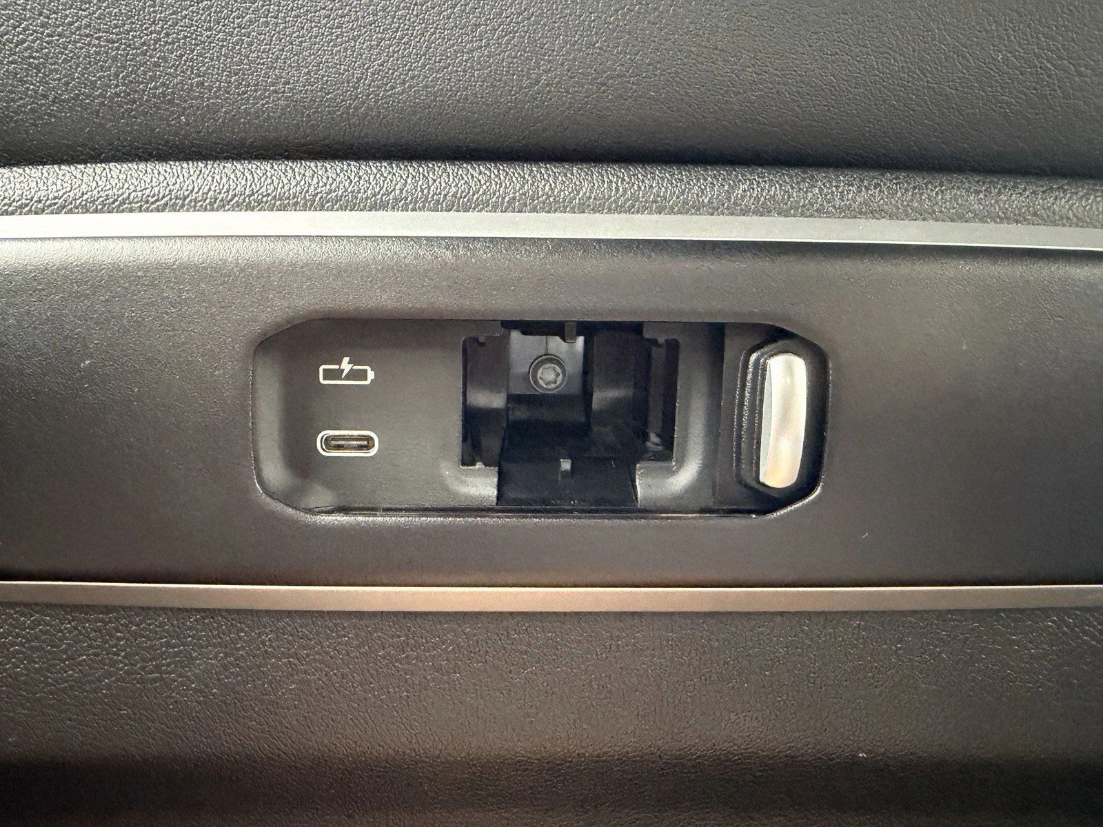 Certified Used 2024 Brooklyn Grey Metallic BMW M60i image 20