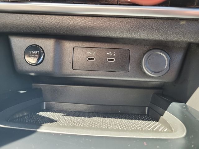 Used 2025 White Nissan SV image 25