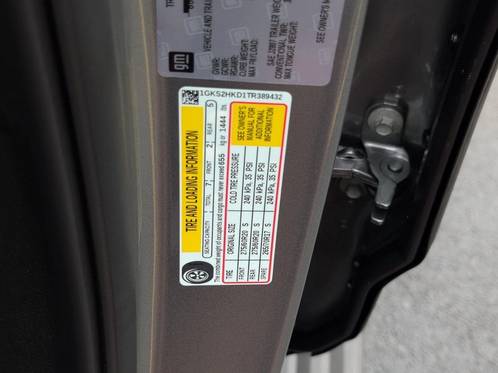 New 2026 Sterling Metallic GMC AT4 image 15