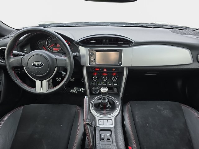 Used 2013 White Subaru Limited image 10