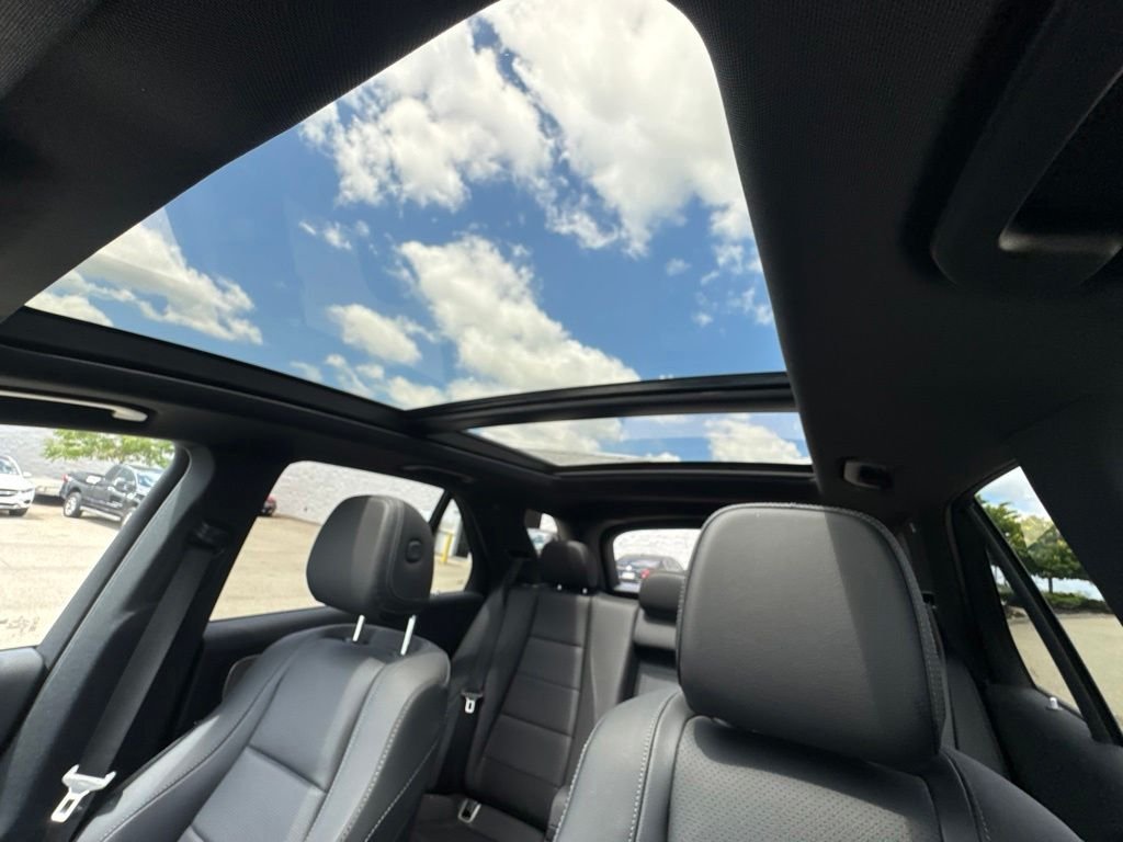 Used 2026 Gray Mercedes-Benz GLE 450 image 23