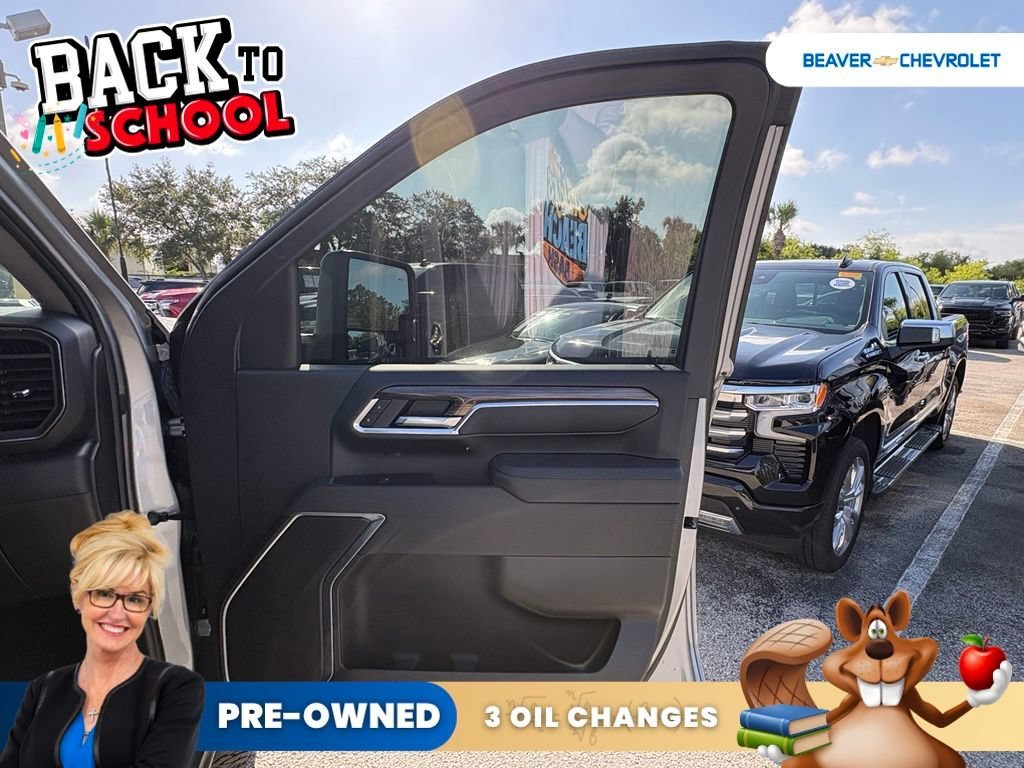Used 2026 Sterling Gray Metallic Chevrolet LT image 27