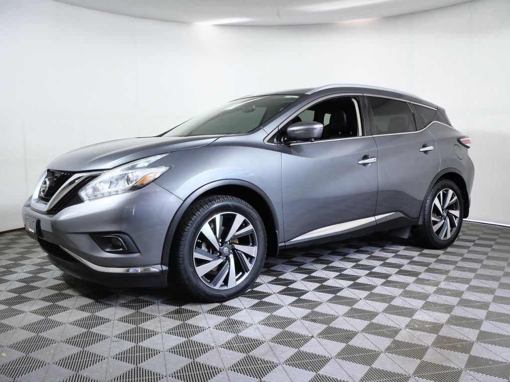Used 2018 Gray Nissan Platinum image 3