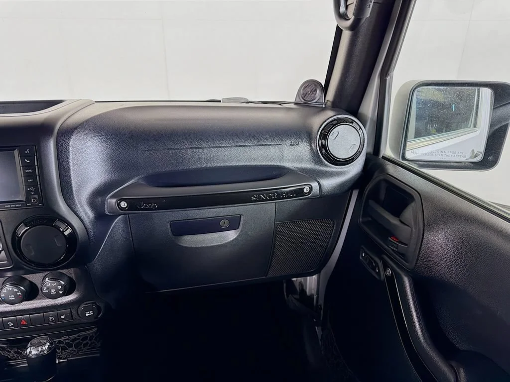 Used 2012 Silver Jeep Altitude image 19