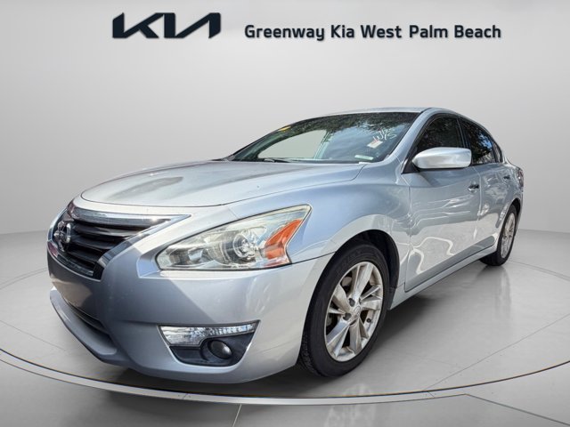 Used 2013 Nissan Altima Sedan SV with VIN 1N4AL3AP5DN401048 for sale in West Palm Beach, FL