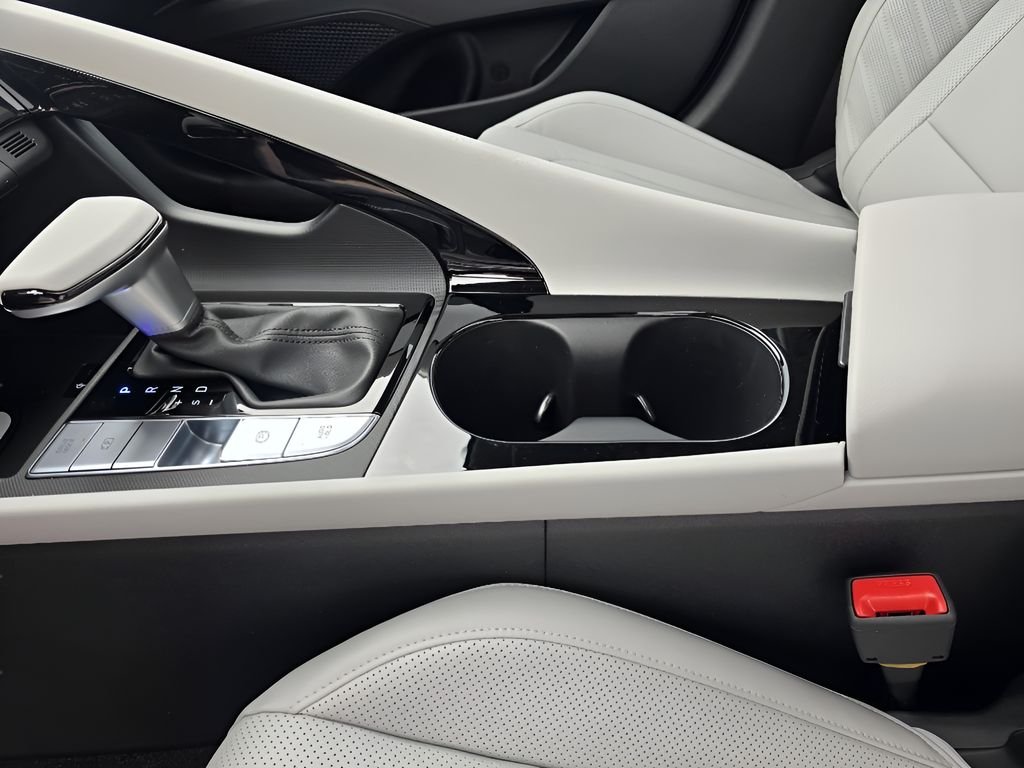 New 2026 Ecotronic Gray Hyundai Limited image 23