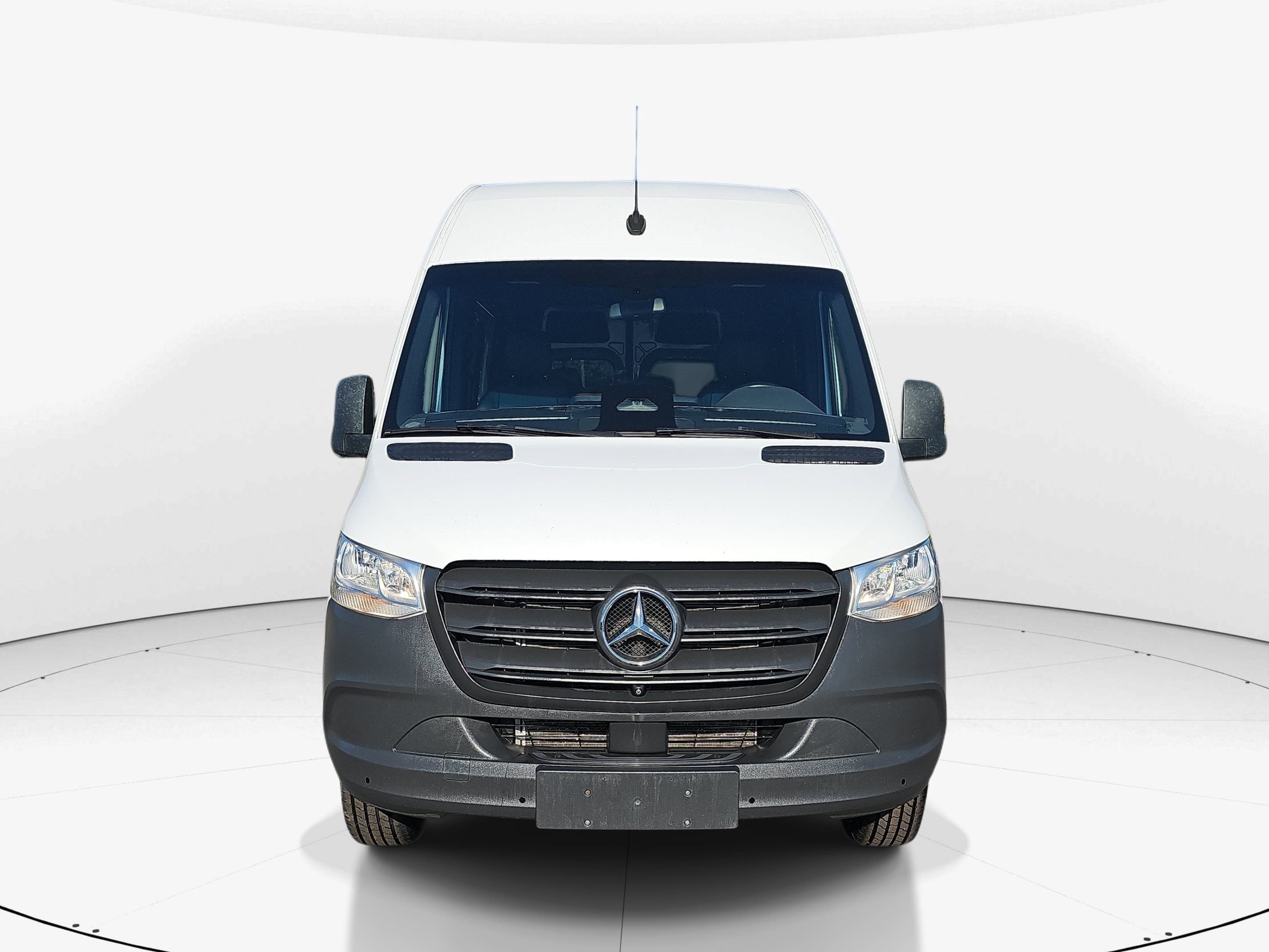 Used 2025 Grey White Mercedes-Benz Passenger 144 WB image 8
