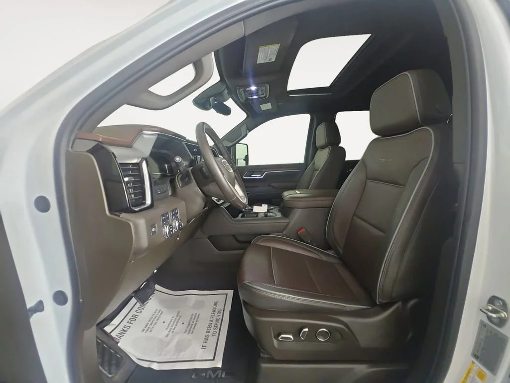 Used 2024 White Frost Tricoat GMC Denali DRW image 9