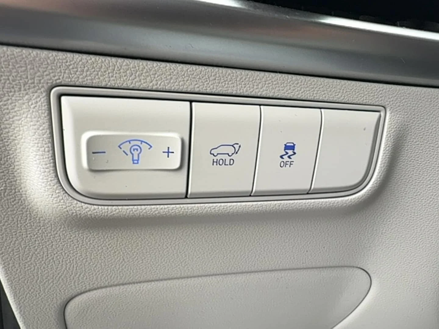 Used 2025 Atlantis Blue Hyundai SEL image 15