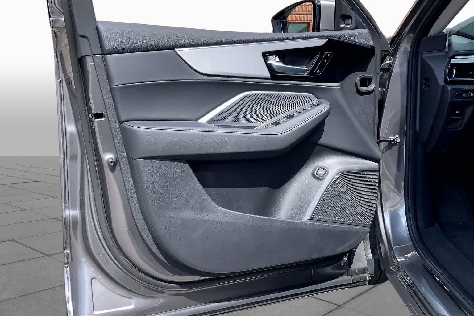 New 2026 Liquid Carbon Metallic Acura  image 16