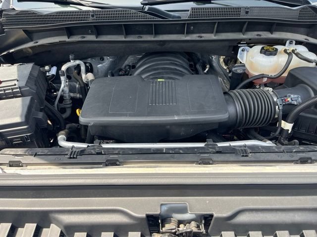 Used 2024 Sterling Metallic GMC SLT image 30