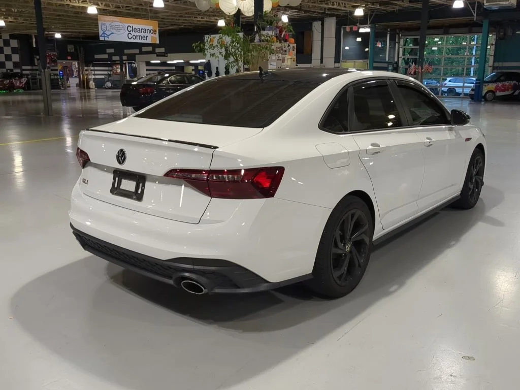 Used 2024 White Volkswagen 2.0T Autobahn image 8