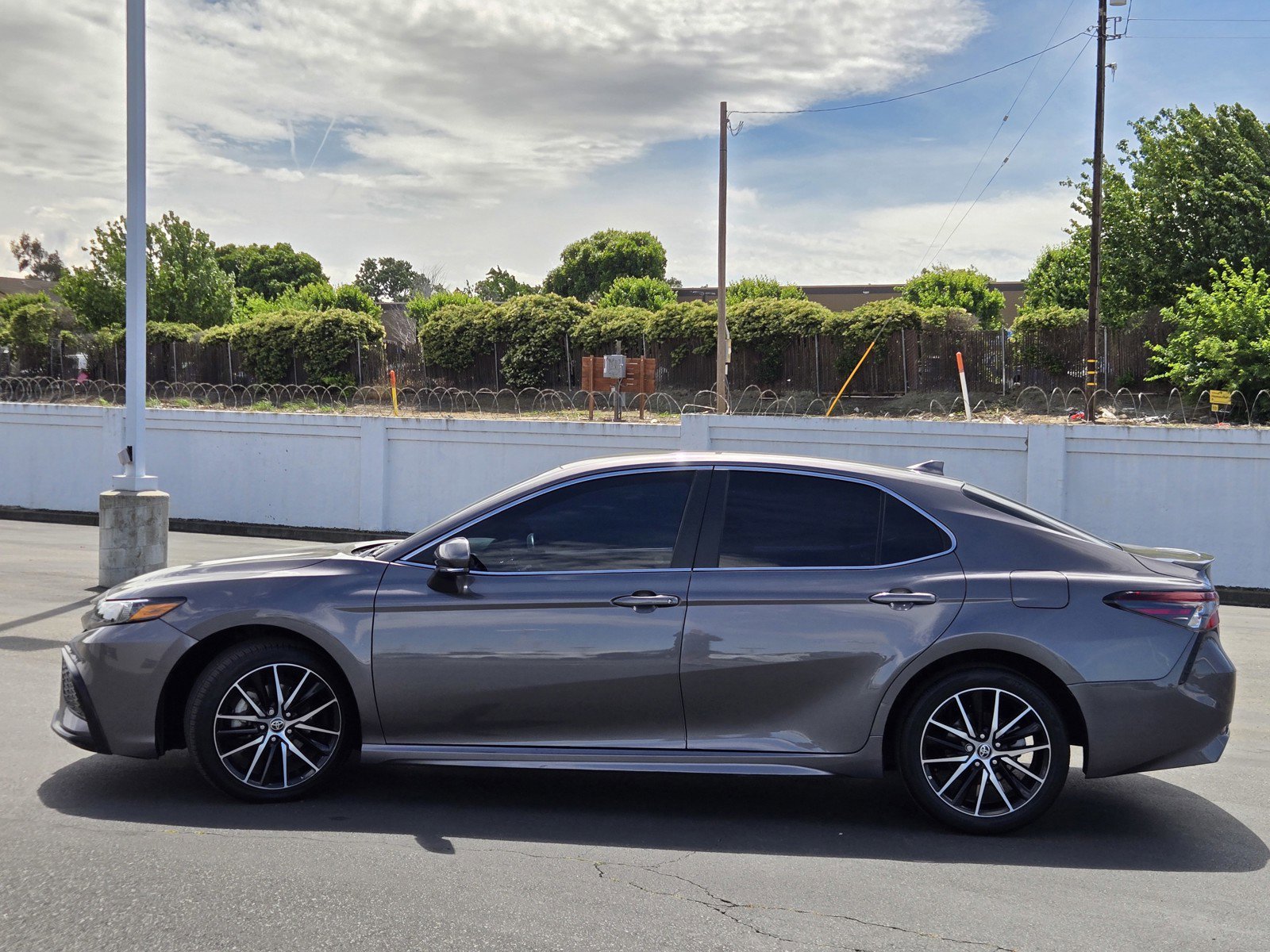 Used 2023 Gray Toyota  image 7