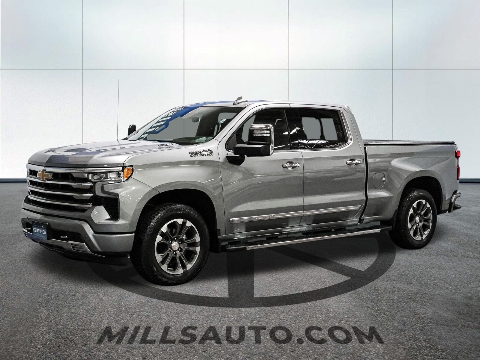 Certified 2025 Chevrolet Silverado 1500 High Country with VIN 1GCUKJE82SZ135608 for sale in Brainerd, Minnesota