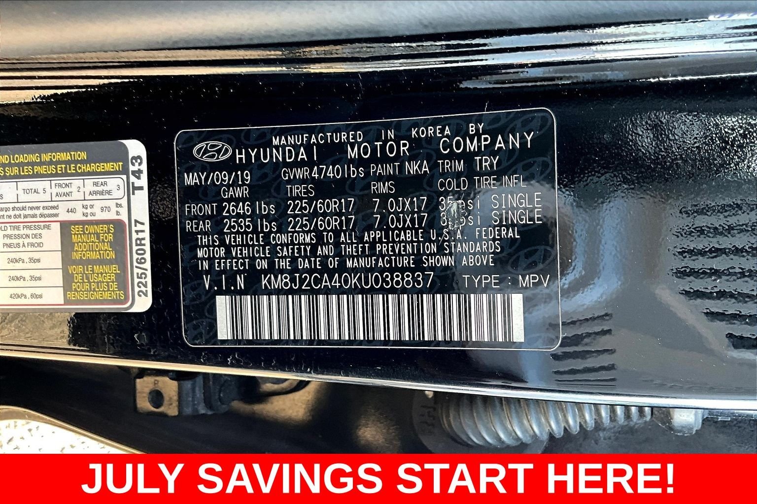 Used 2019 Black Hyundai SE image 18