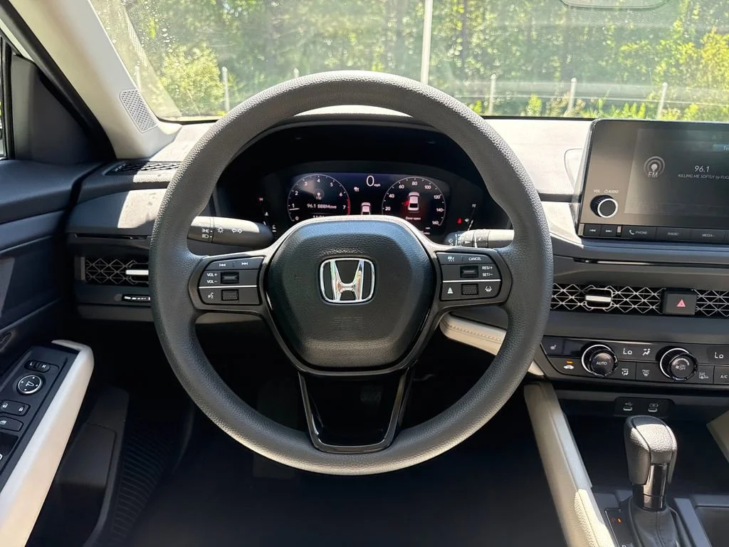 Certified Used 2025 Platinum White Pearl Honda 1.5T SE image 55