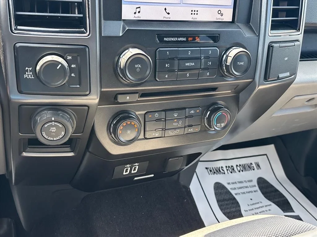 Used 2018 Black Ford XLT image 34