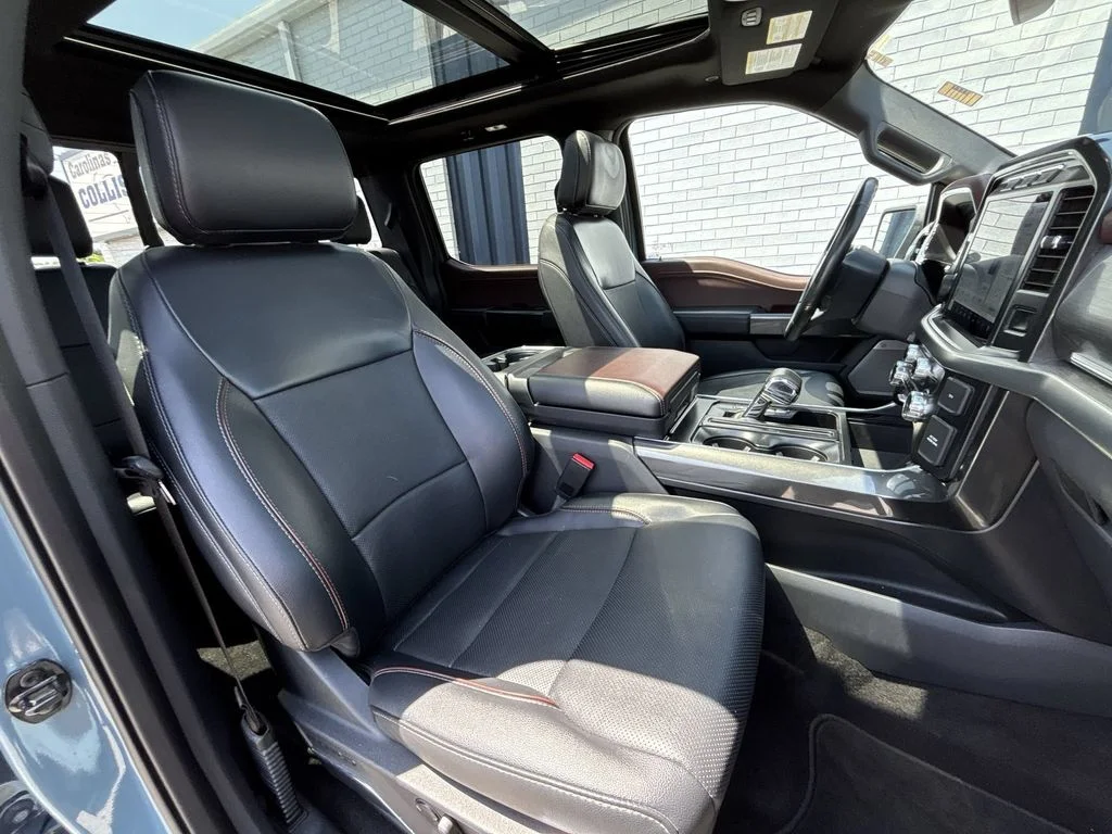 Used 2023 Blue Ford Lariat image 27