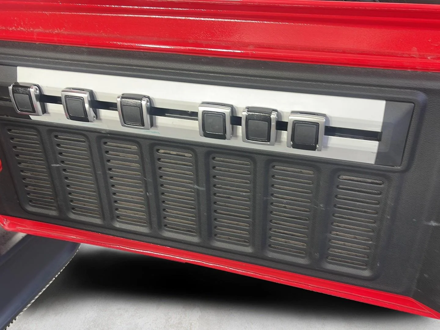 Used 2022 Firecracker Red Clearcoat Jeep Unlimited Rubicon image 13