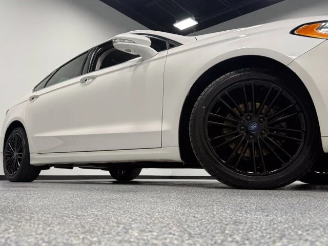 Used 2016 White Ford SE image 2
