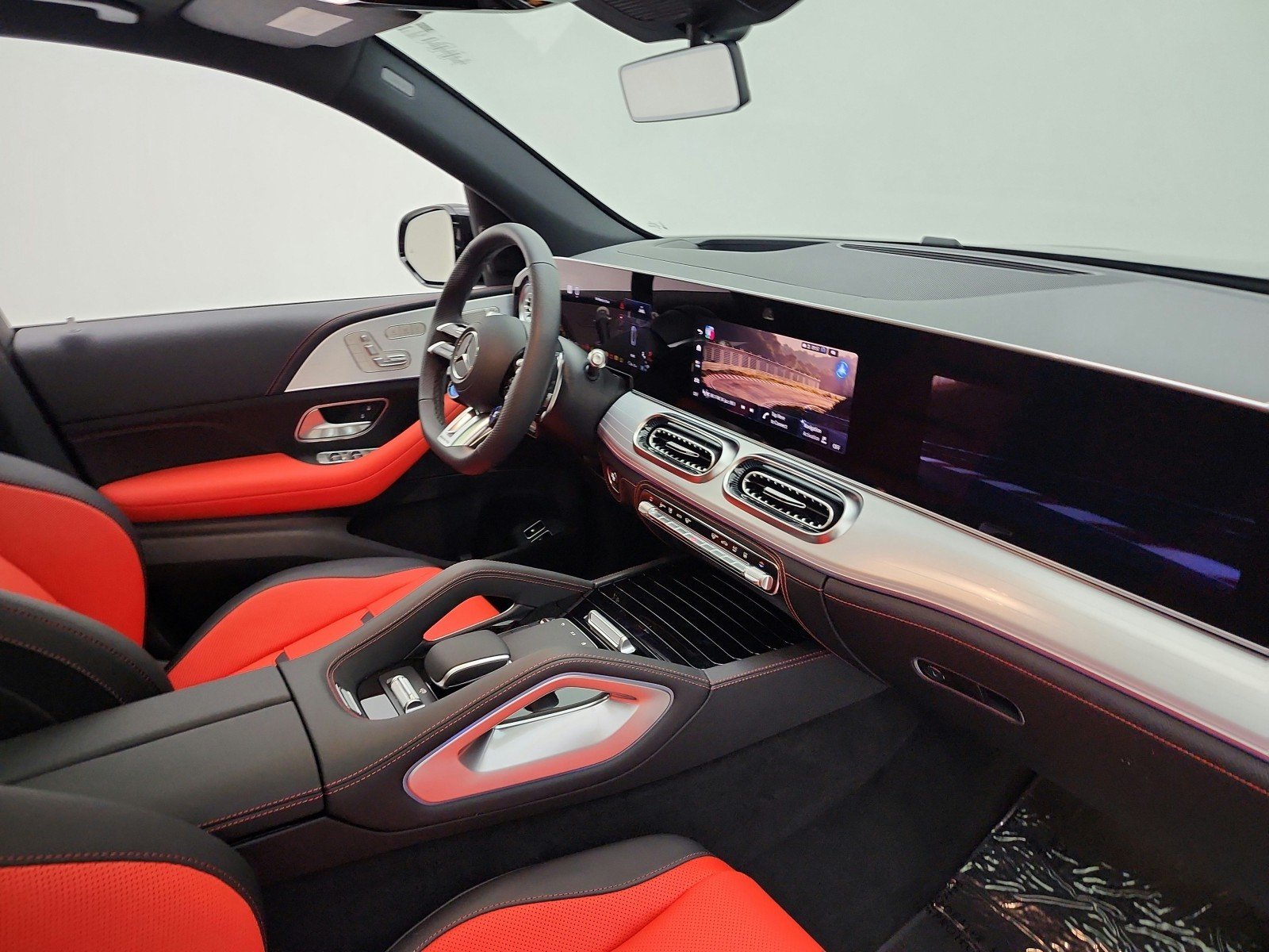 New 2027 Obsidian Black Metallic Mercedes-Benz AMG® GLE 53e 4MATIC+ SUV image 15