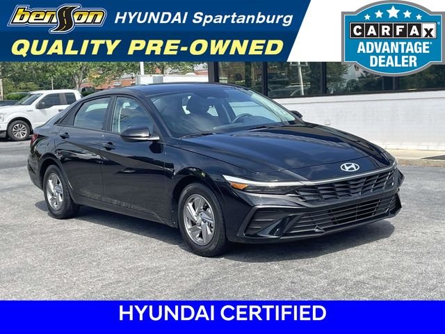 2025 Hyundai Elantra SE