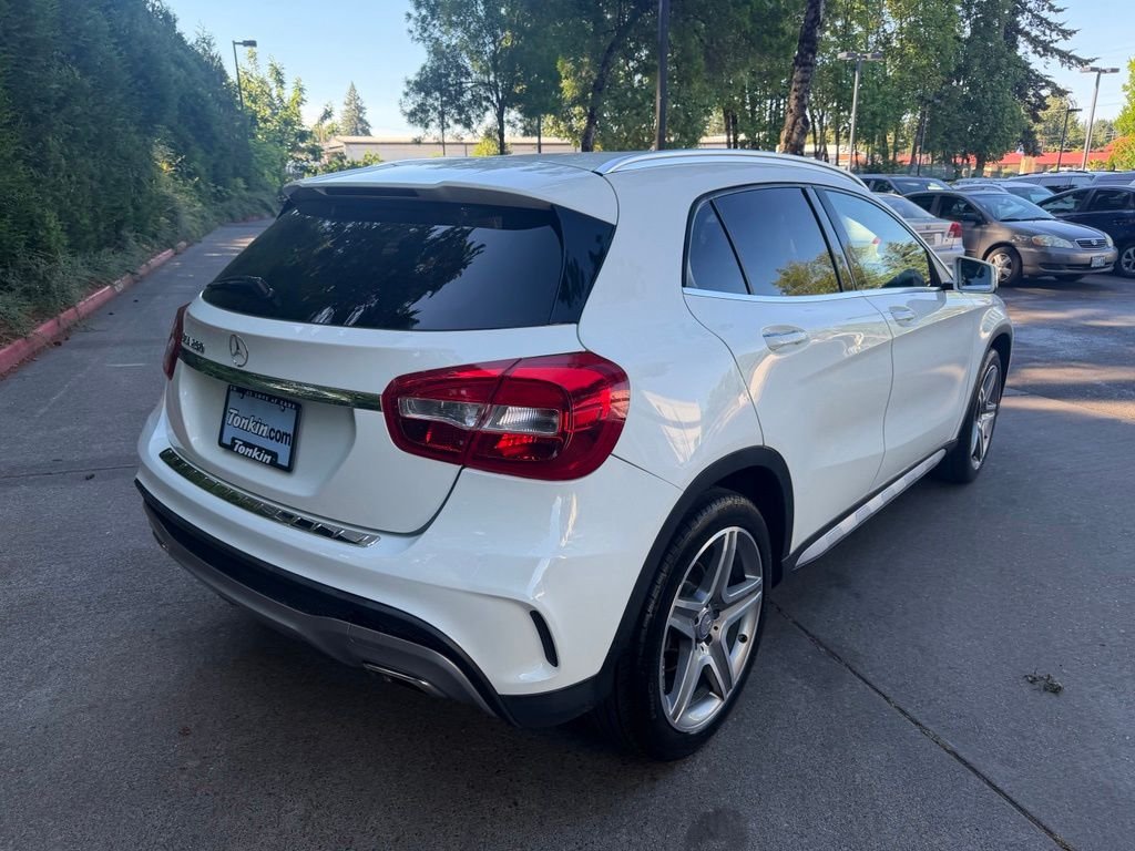 Used 2017  Mercedes-Benz GLA 250 image 4