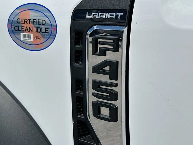 New 2026 Oxford White Ford Lariat image 18