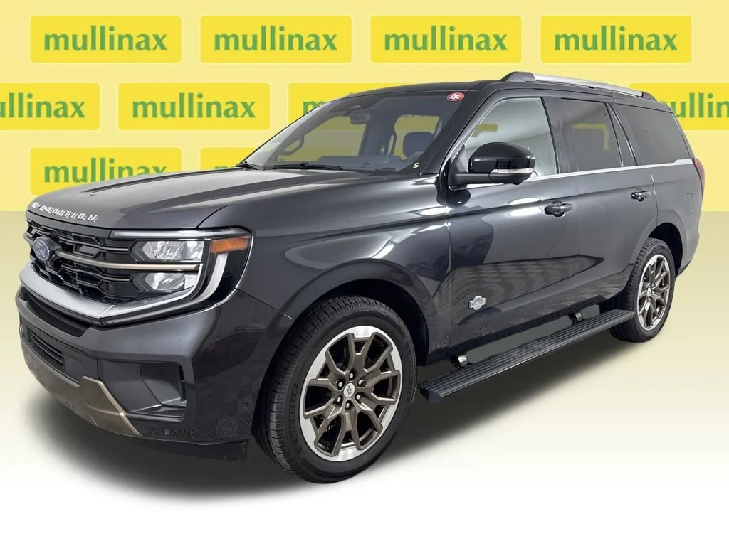 Certified Used 2025 Gray Ford King Ranch image 16