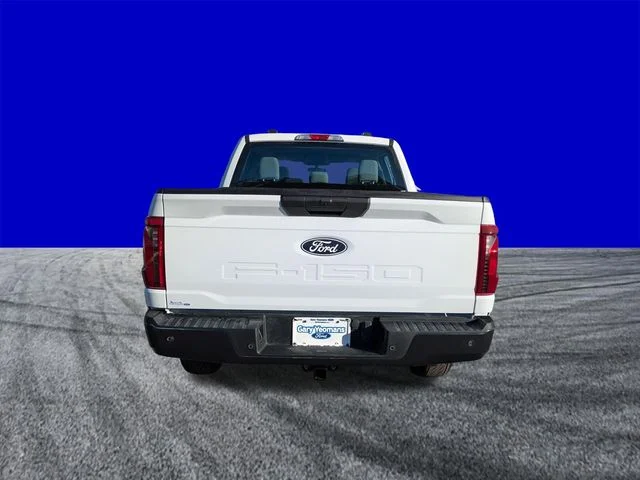 New 2026 Oxford White Ford XL image 5