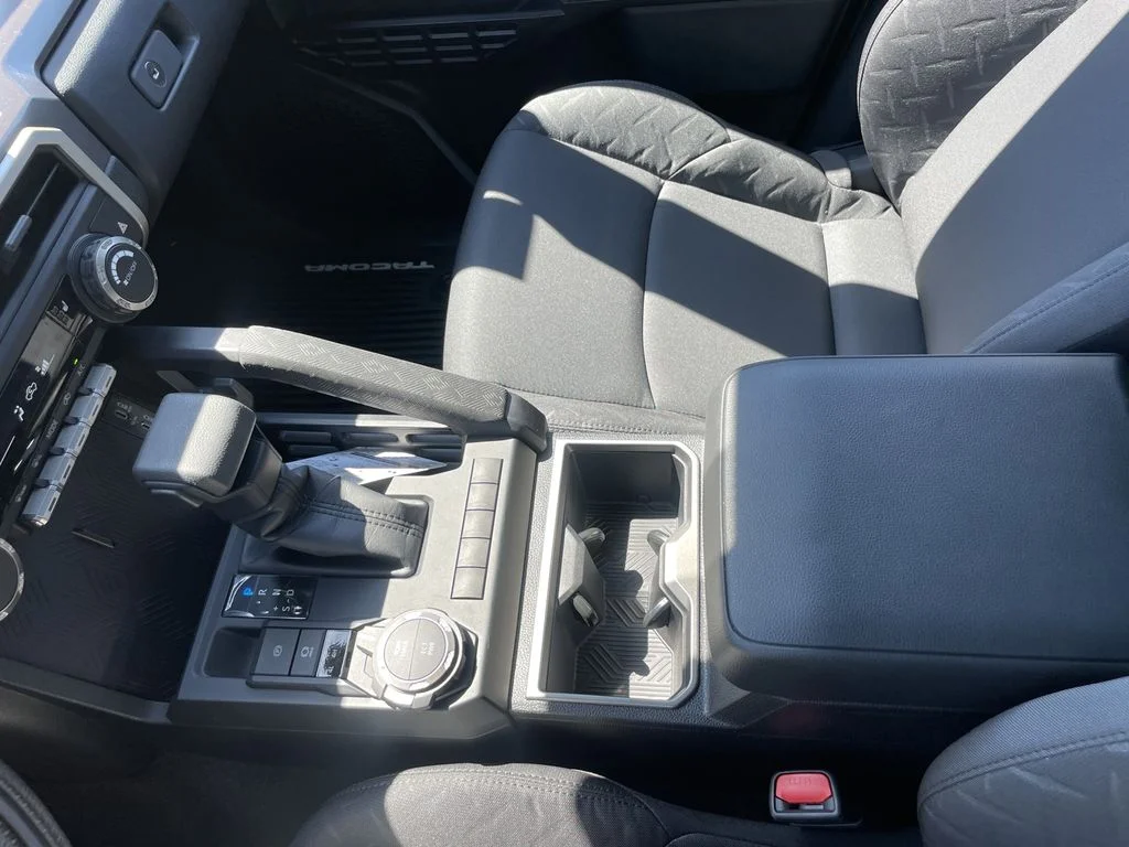 New 2026 Ice Cap Toyota SR5 image 24