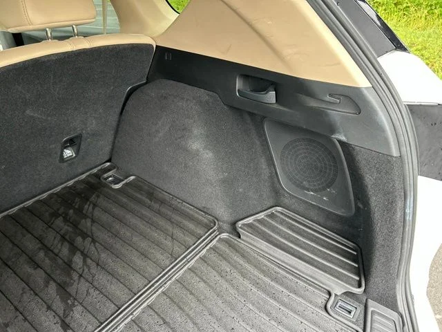 Used 2021  Acura Base image 37