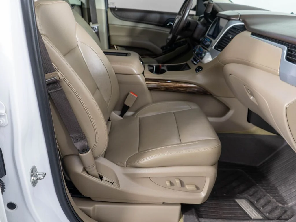 Used 2018 White GMC SLT image 8