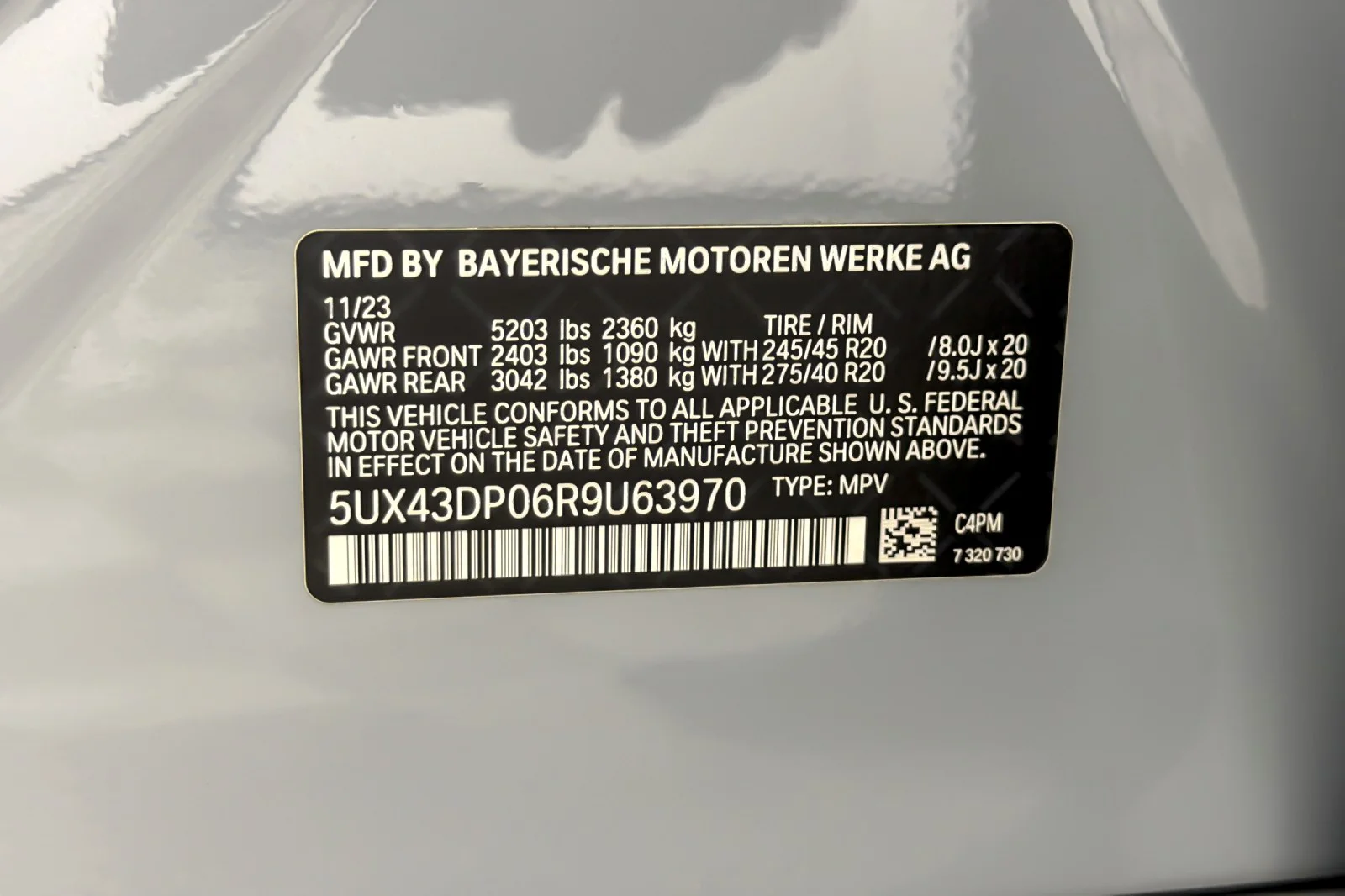 Used 2024 GRAY BMW sDrive30i Sports Activity Vehicle image 27