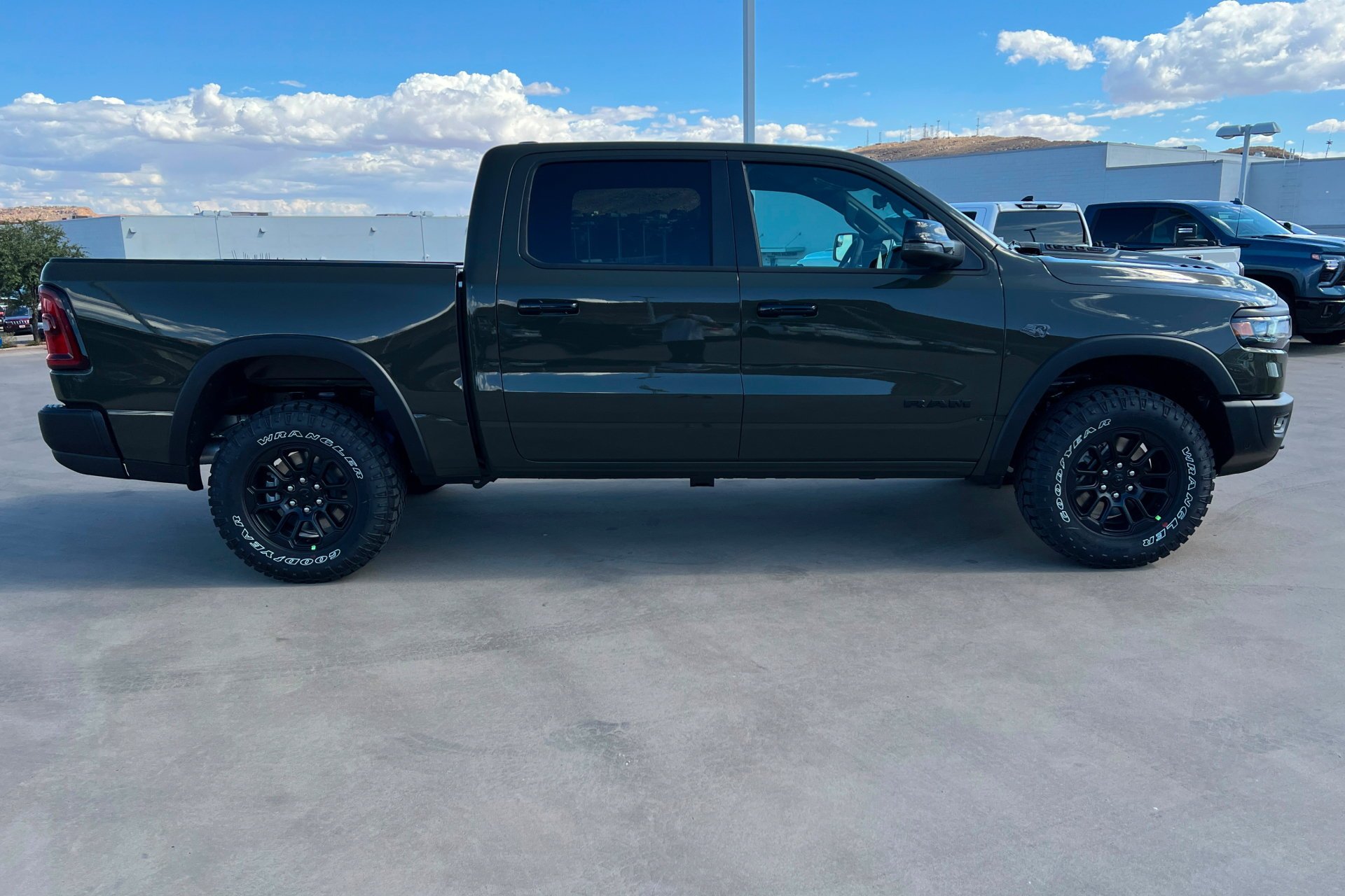 New 2027 Tank Exterior Paint RAM Rebel image 7