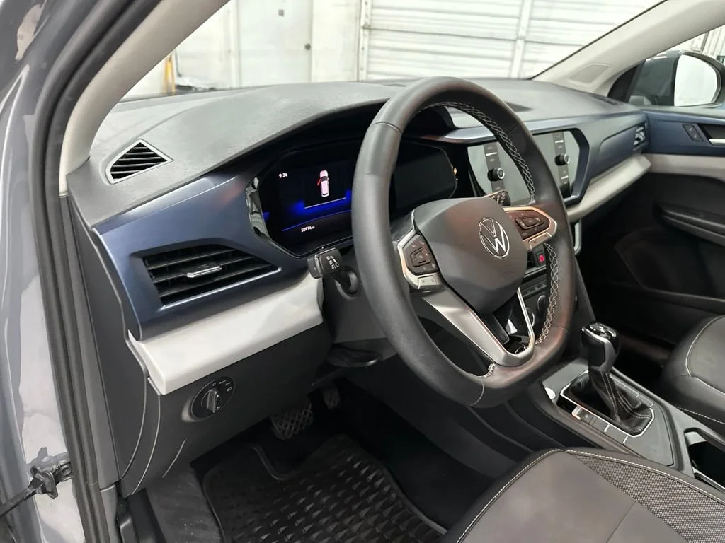 Used 2022 Gray Volkswagen 1.5T SE image 13