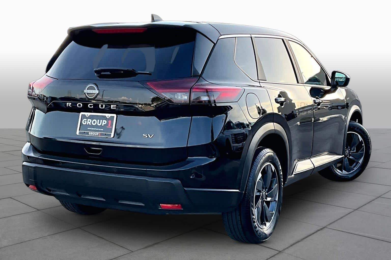 Used 2024 Super Black Nissan SV image 13