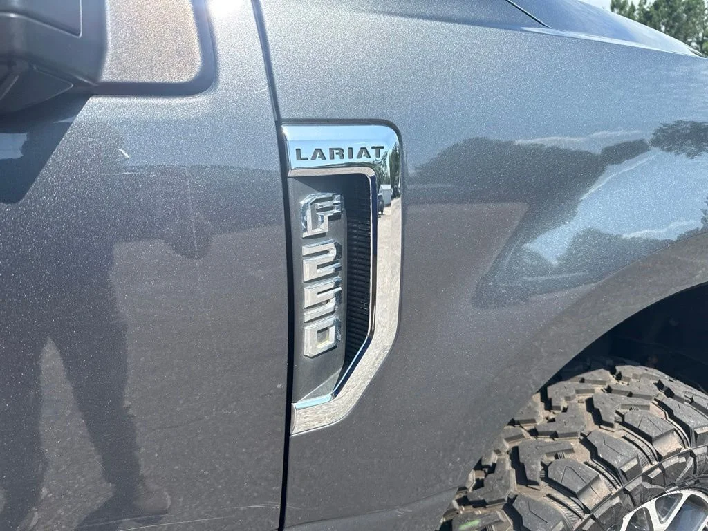 Used 2020 Gray Ford Lariat image 24