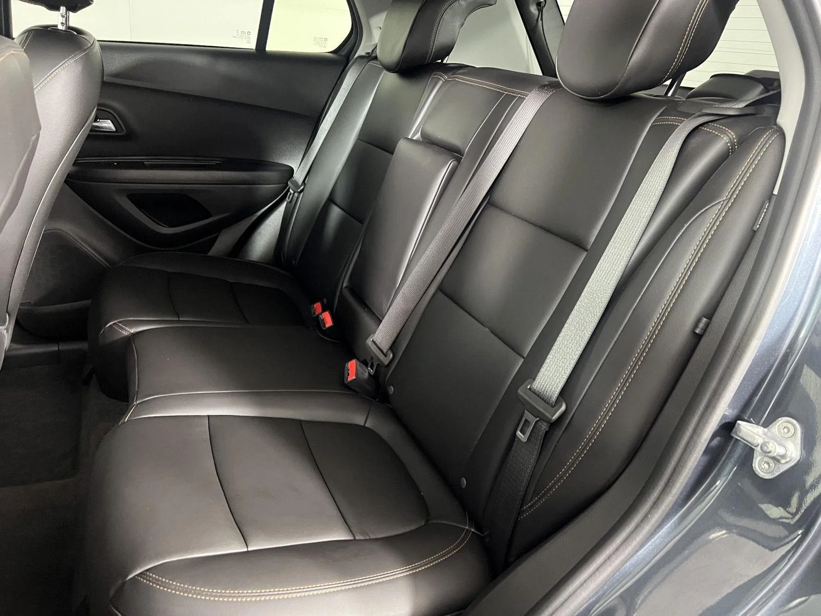 Used 2022 Shadow Gray Metallic Chevrolet LT image 4