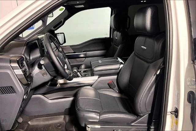 Used 2025 White Metallic Ford Platinum image 46