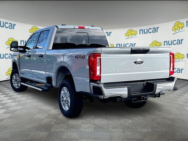 New 2026 White Ford XLT image 4
