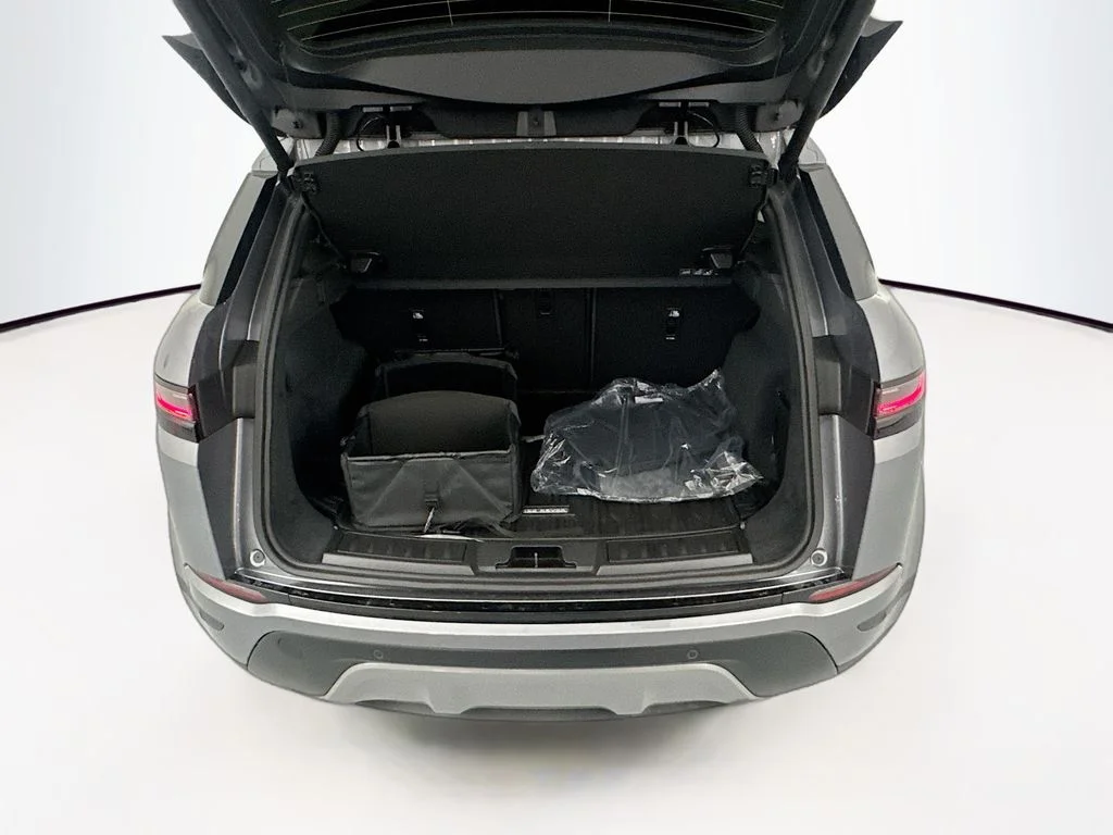 New 2026 Eiger Grey Land Rover Core S image 26