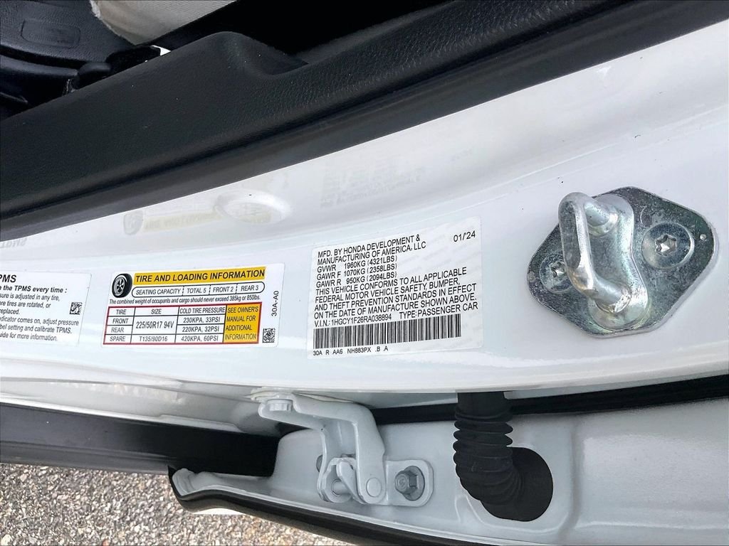 Used 2024 White Honda LX image 32
