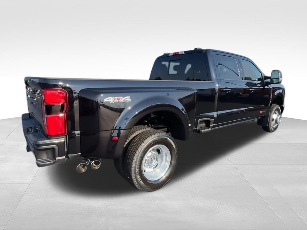 New 2026 Agate Black Metallic Ford F-350® Platinum® image 8