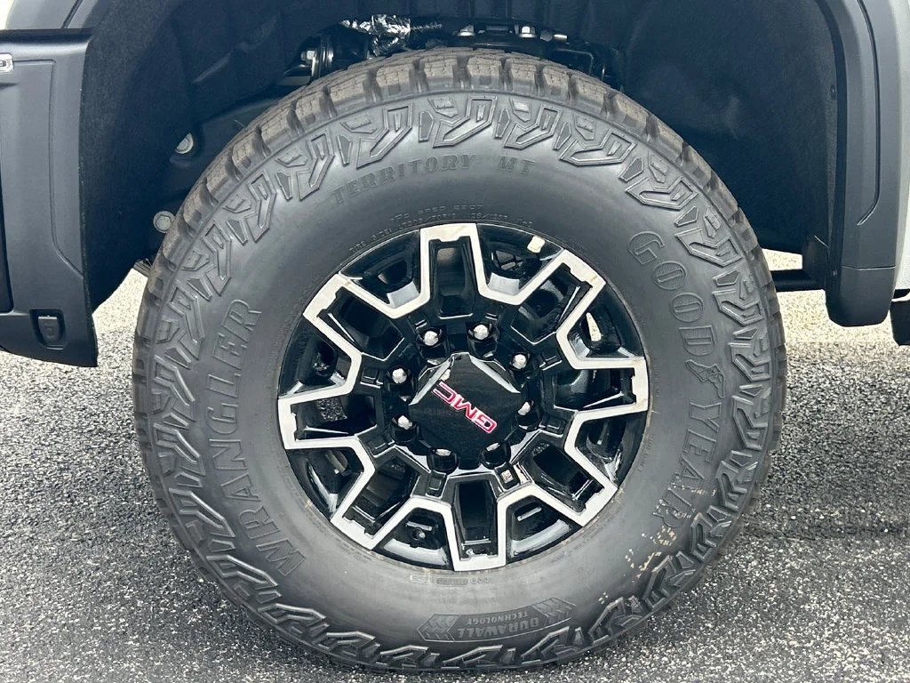 2026 GMC Sierra 2500HD AT4X - Photo 13