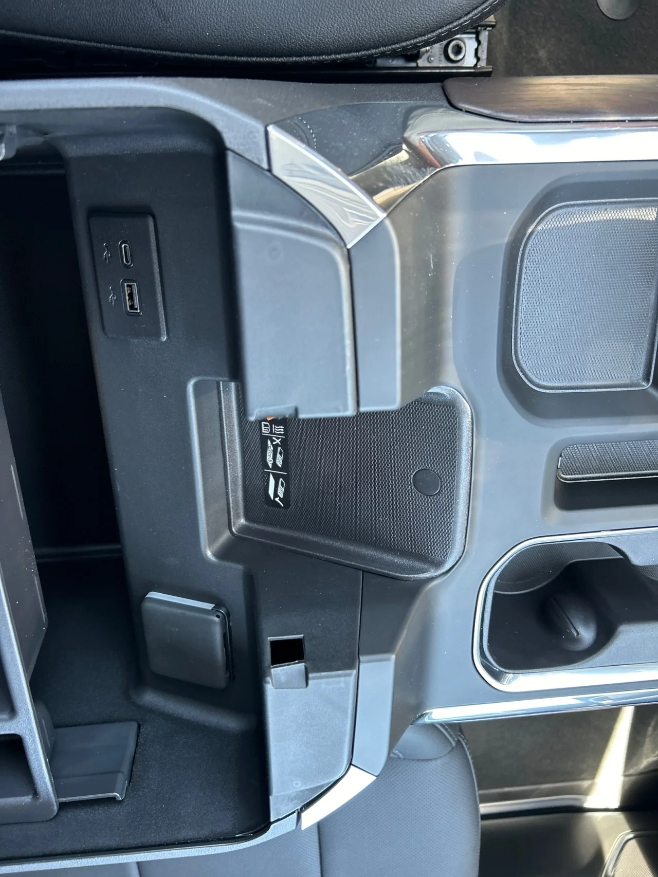 New 2026 Sterling Metallic GMC SLT image 15