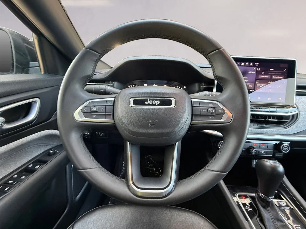 Used 2024 Black Jeep Latitude image 13